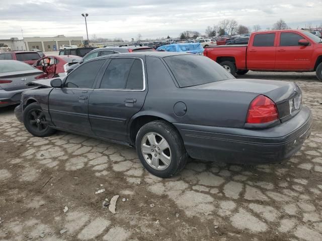 2004 Ford Crown Victoria LX