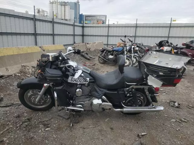 2004 Harley-Davidson Fltri