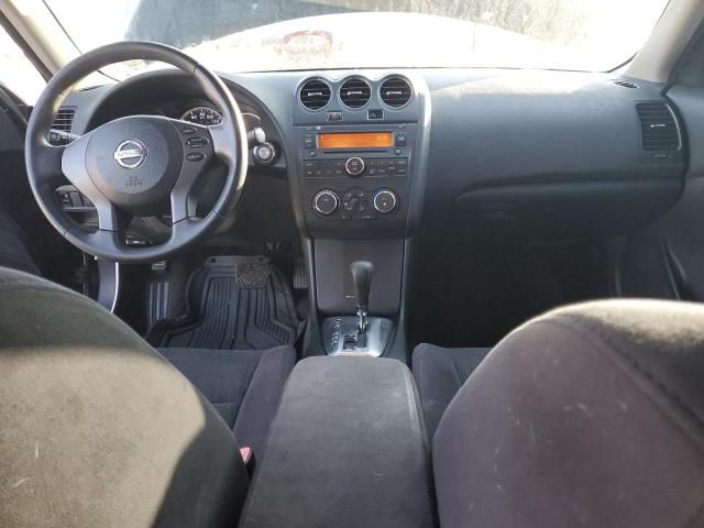 2011 Nissan Altima Base