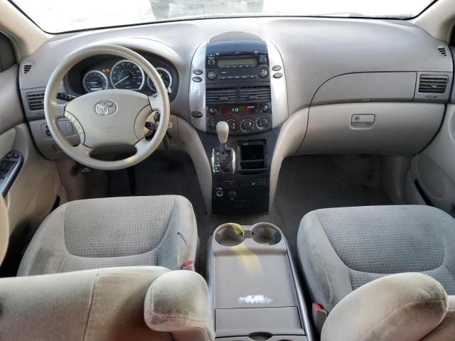 2007 Toyota Sienna CE