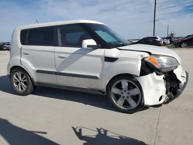 2010 KIA Soul +