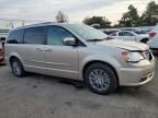 2014 Chrysler Town & Country Touring L