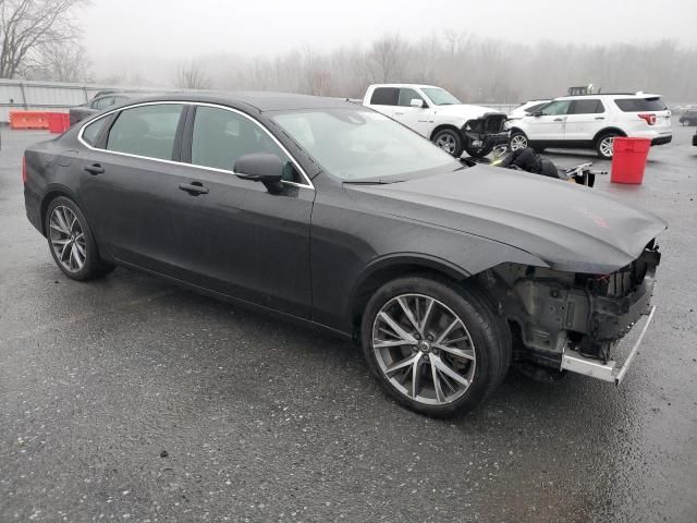 2018 Volvo S90 T6 Momentum