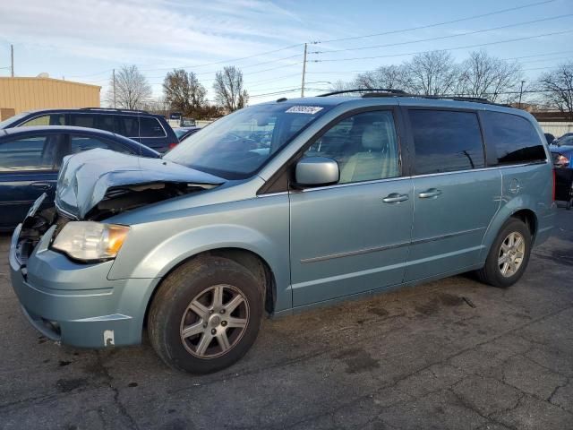 2010 Chrysler Town & Country Touring Plus