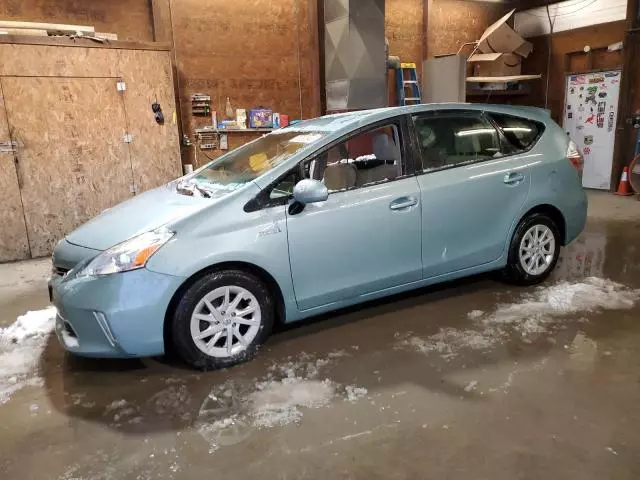 2013 Toyota Prius V