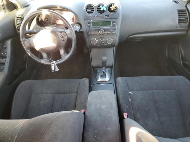 2011 Nissan Altima Base