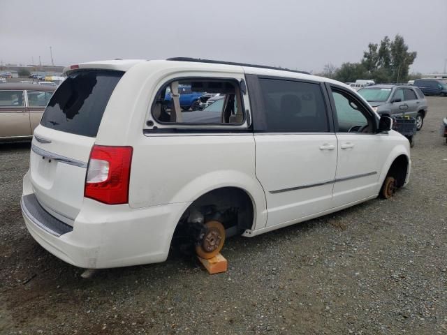 2012 Chrysler Town & Country Touring