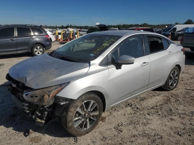 2022 Nissan Versa SV