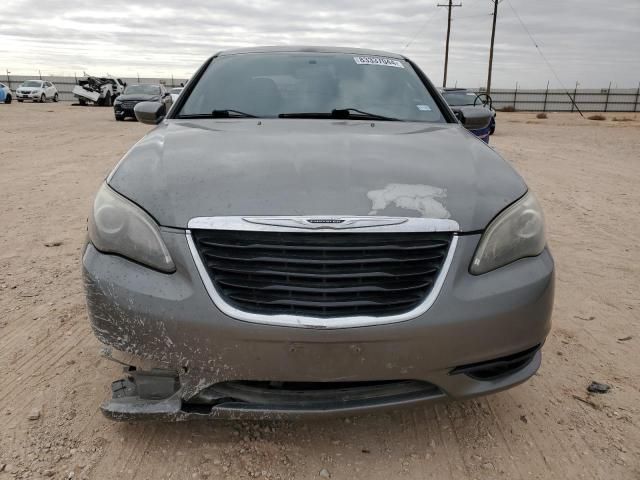 2013 Chrysler 200 Touring