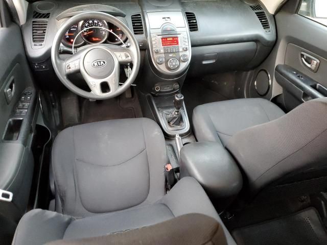 2011 KIA Soul +