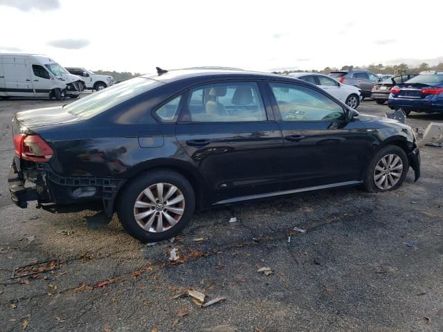 2015 Volkswagen Passat S