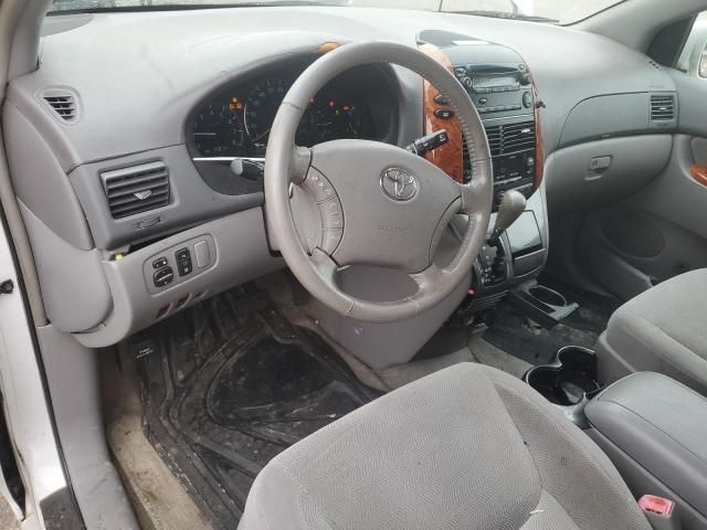 2007 Toyota Sienna XLE