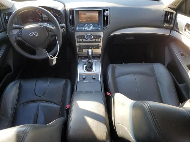 2015 Infiniti Q40