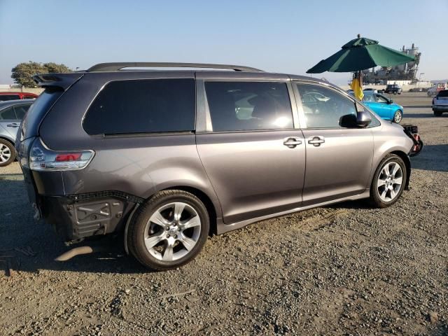 2012 Toyota Sienna Sport