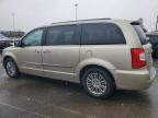 2014 Chrysler Town & Country Touring L