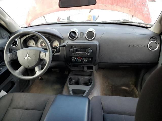 2007 Mitsubishi Raider LS