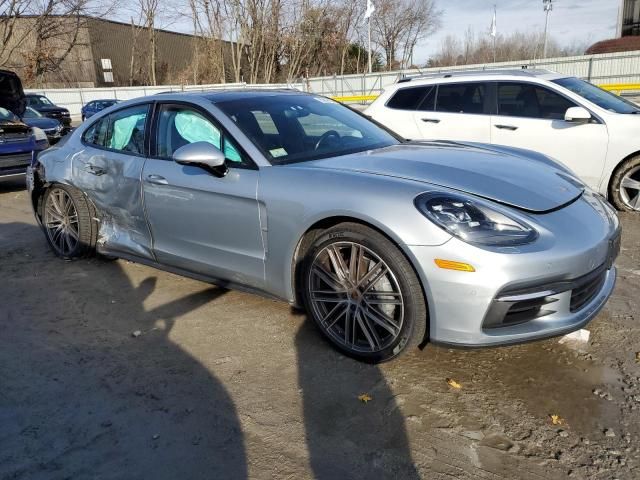 2018 Porsche Panamera 4S