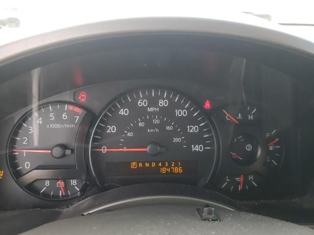 2004 Nissan Armada SE