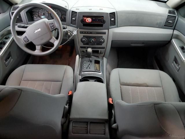 2005 Jeep Grand Cherokee Laredo