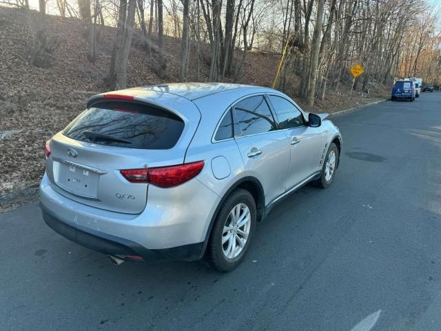 2017 Infiniti QX70