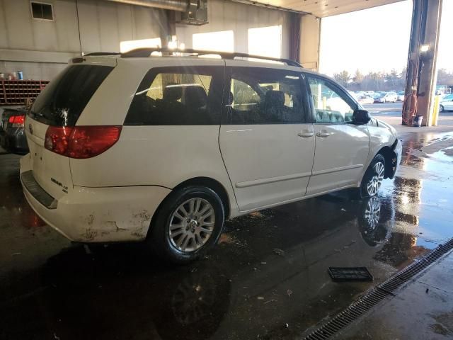 2008 Toyota Sienna LE