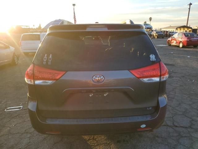 2012 Toyota Sienna LE