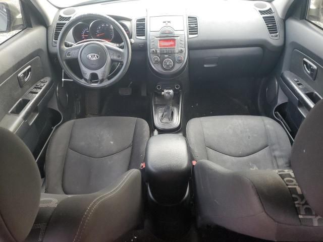 2011 KIA Soul +