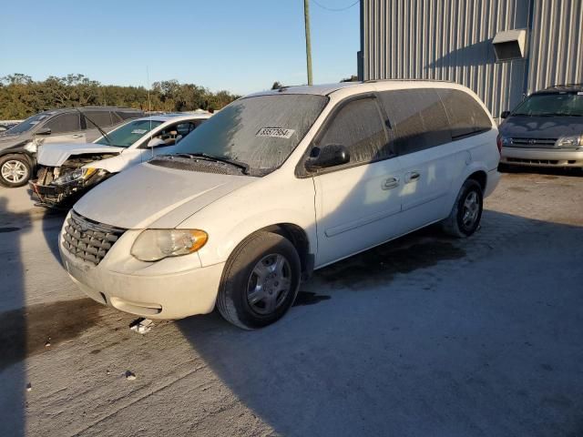 2006 Chrysler Town & Country LX