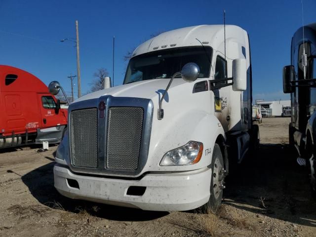 2014 Kenworth Construction T680