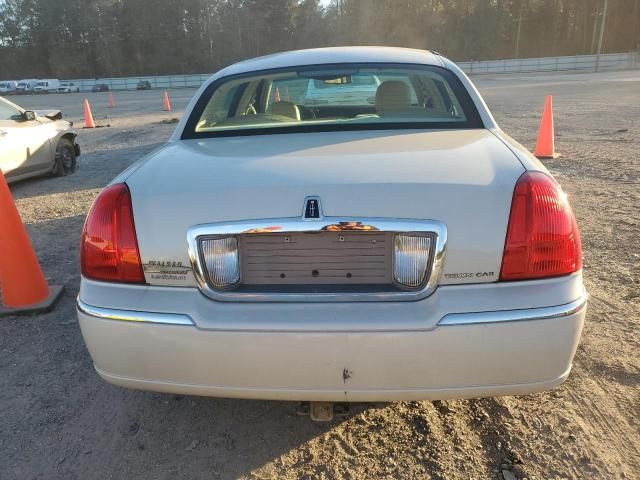 2007 Lincoln Town Car Signature Limited