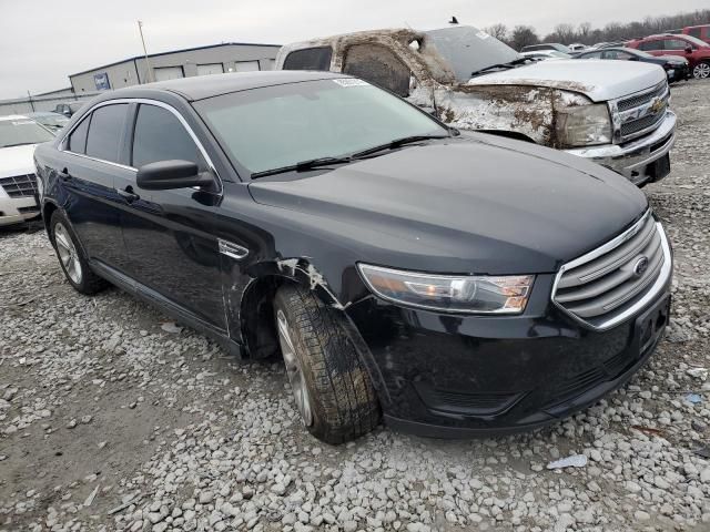 2016 Ford Taurus SE