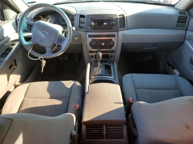 2006 Jeep Grand Cherokee Laredo