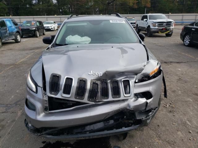 2016 Jeep Cherokee Sport