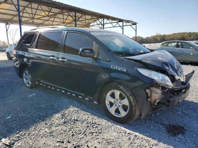 2012 Toyota Sienna LE