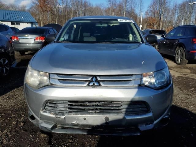 2015 Mitsubishi Outlander ES