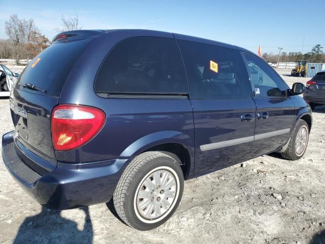 2007 Chrysler Town & Country LX