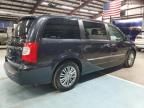 2013 Chrysler Town & Country Touring L