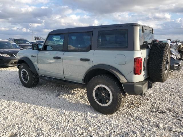 2023 Ford Bronco Base