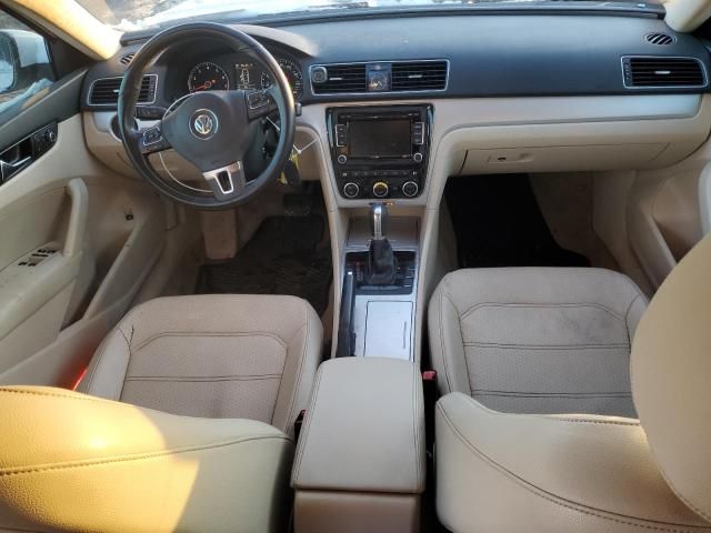 2012 Volkswagen Passat SE