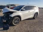 2017 Toyota Highlander SE