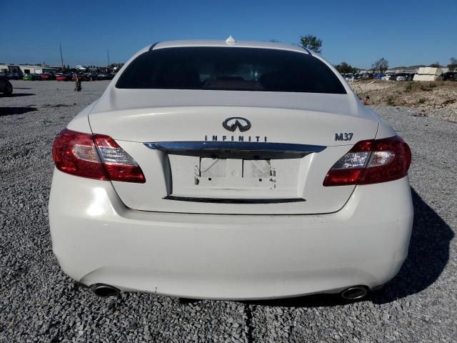 2012 Infiniti M37