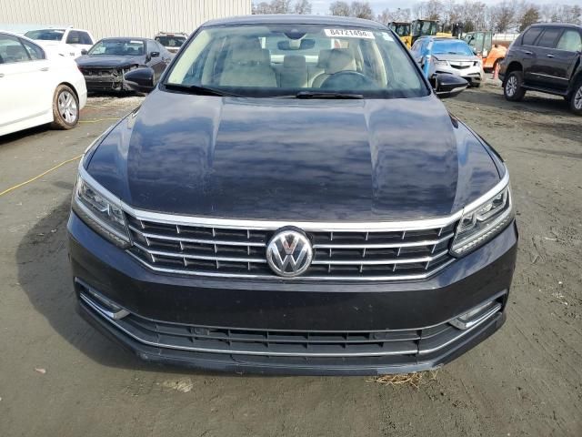 2017 Volkswagen Passat SEL Premium