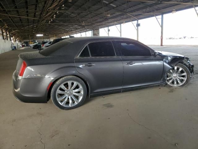 2018 Chrysler 300 Touring