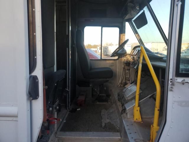 2007 Freightliner Chassis M Line WALK-IN Van