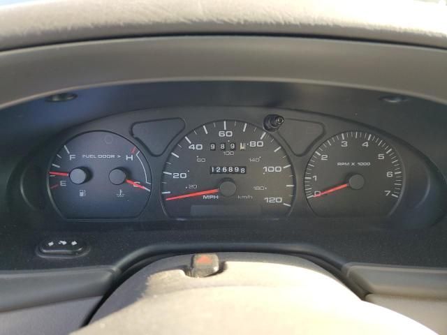 2003 Ford Taurus SE