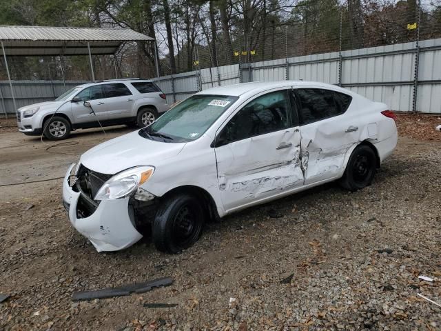 2012 Nissan Versa S