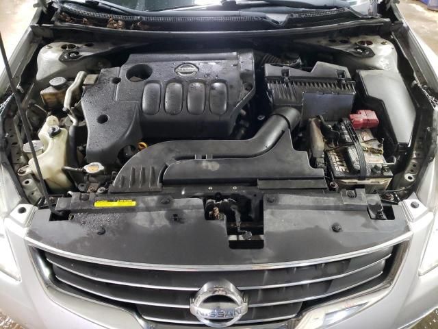 2010 Nissan Altima Base