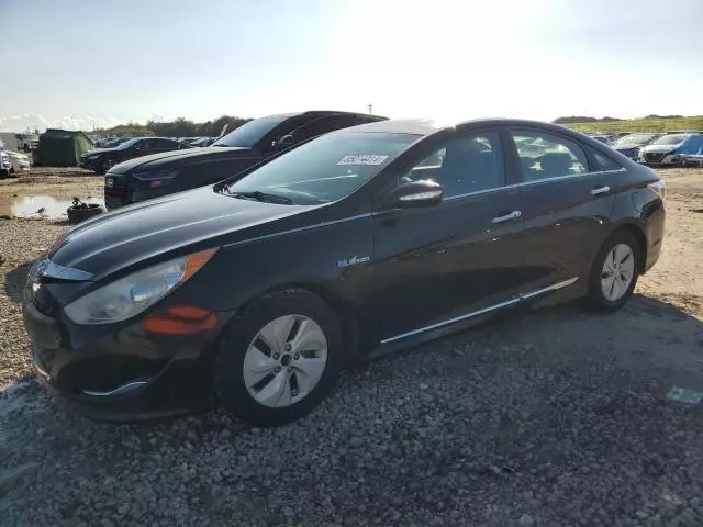 2013 Hyundai Sonata Hybrid