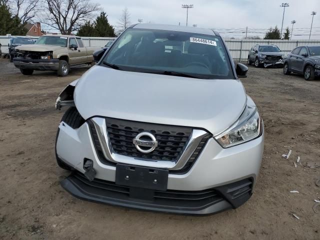 2020 Nissan Kicks S