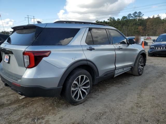 2022 Ford Explorer ST-Line